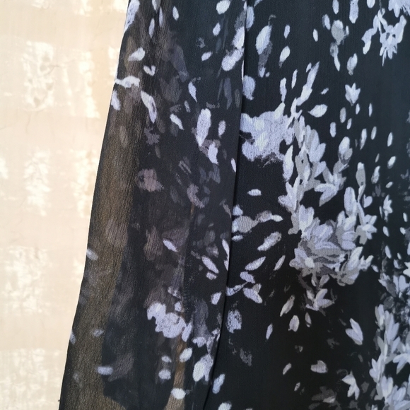 Ricki's Peplum Floaty top 3 tiers - Picture 3 of 8